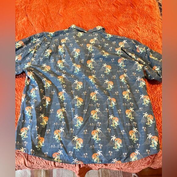 Tipsy Elves alligator palm tree button down - Picture 3 of 4